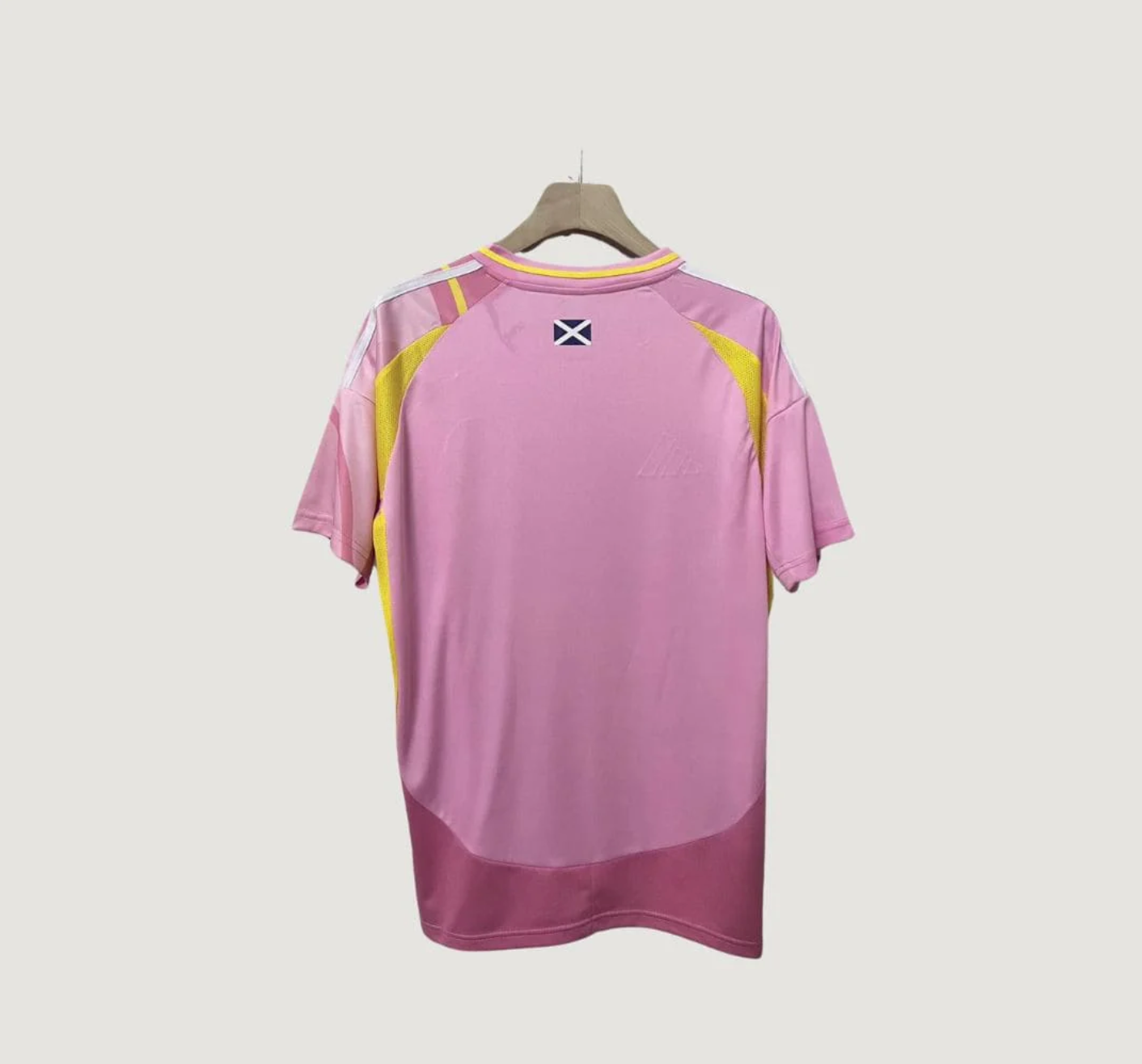 Écosse – Maillot Extérieur ( Féminine ) 2025/26 – Rose